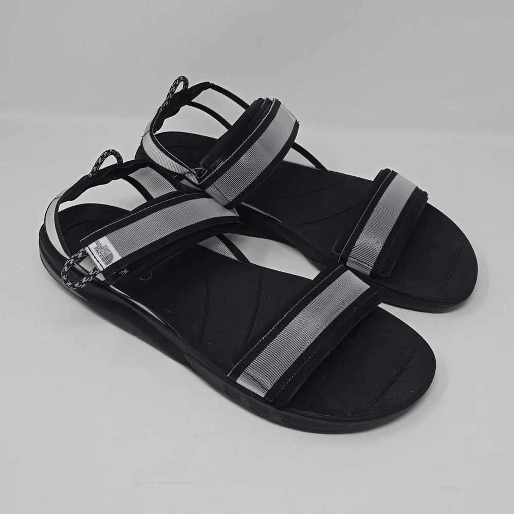 The North Face Skeena Sport Men's Black/Grey Sandals Size 11